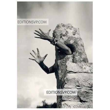 des bras sortent d'un rocher, une oeuvre surréaliste de Claude Cahun