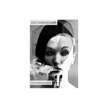 Smoke + Veil photographie de WIlliam Klein PAris 1958 Vogue © William Klein Estate